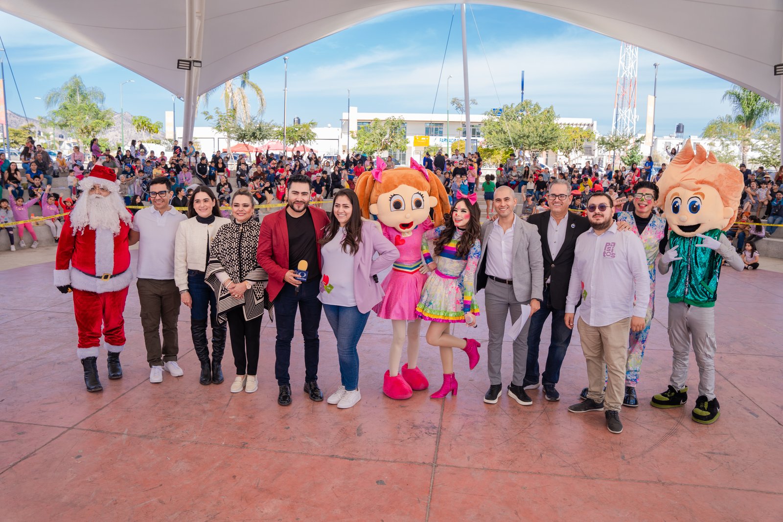 Niños en actividades educativas